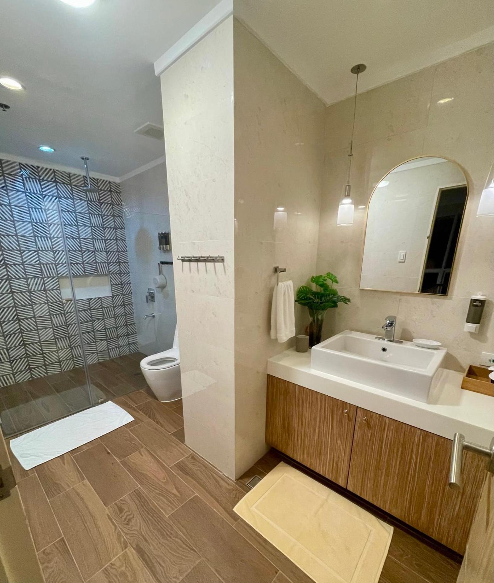 נסוגבו Pico De Loro 2 Bd Garden Loft With Lagoon View מראה חיצוני תמונה